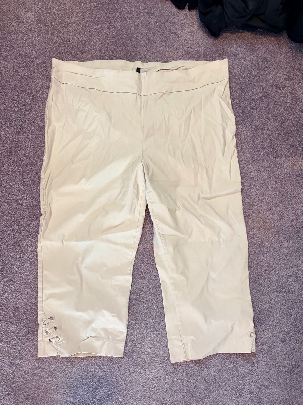 Women's Cream Capri Pants with Side Eyelet Detail